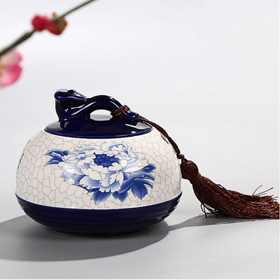 牡丹花瓷茶叶罐
